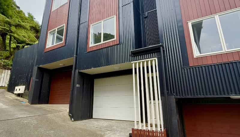 3/14C Glenmore Street, Thorndon