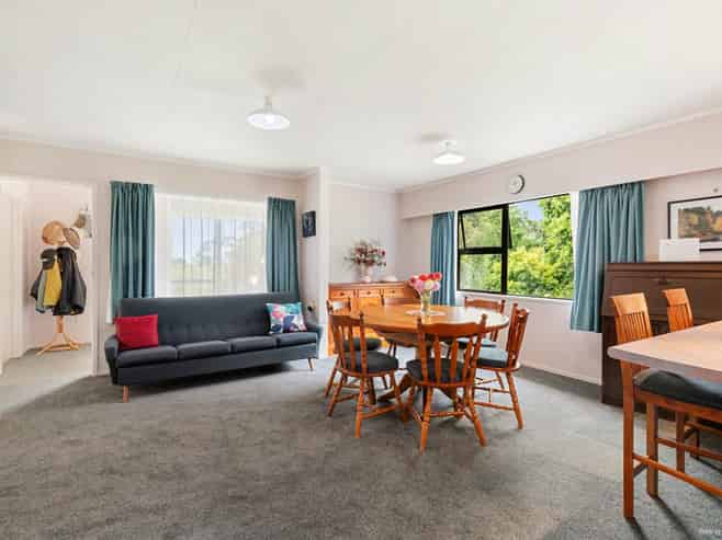 88B  Creamery Road, Pollok