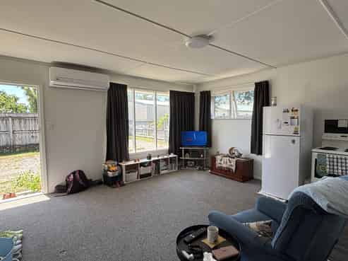 1/28 Islington St, Trentham