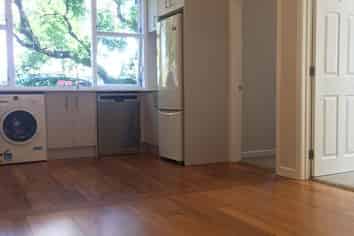 2/5 Birdwood Crescent, Parnell