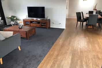 152a Lincoln Road, Addington