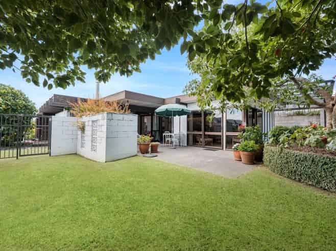 23 Kurnell Drive, Botany Downs