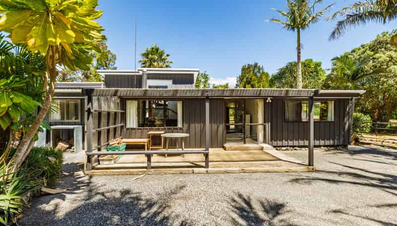 203 Sandys Road, KERIKERI