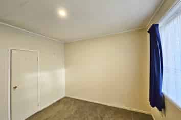 36 Eyre Street, Henderson