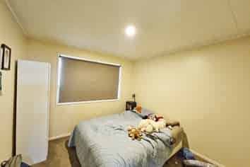 36 Eyre Street, Henderson