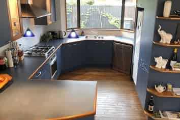 152a Lincoln Road, Addington