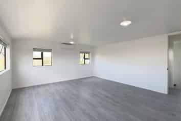 131 Oaktree ave, Browns Bay