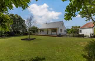 461 Tararua Road, Levin