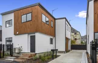 3/10 Exeter Street, Merivale