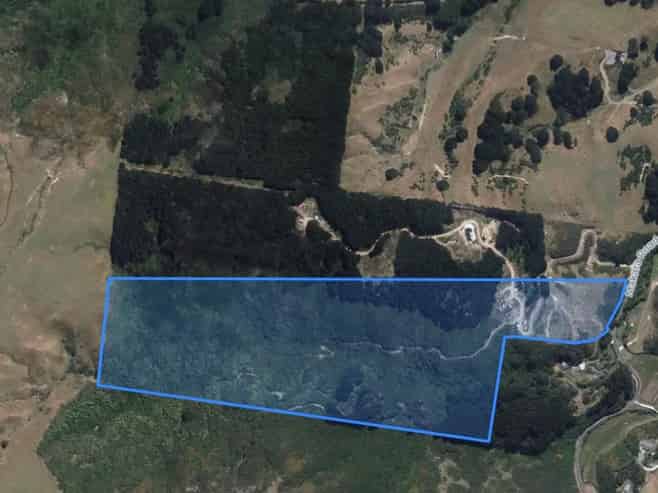 741 Makara Road, Makara