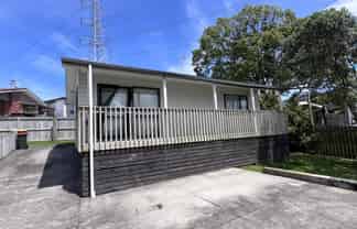 22A Caronia Crescent, Lynfield