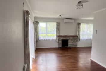 22 Caronia Crescent, Lynfield