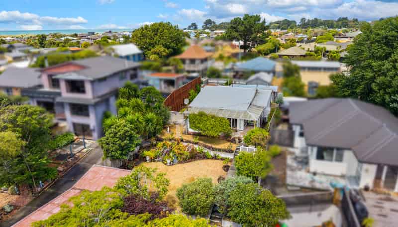 57 Tedder Avenue, North New Brighton