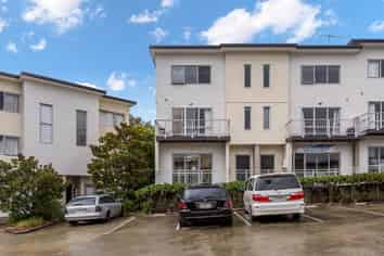 592H Whangaparaoa Road, Stanmore Bay