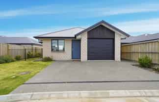 9 Gossett Lane, Pegasus