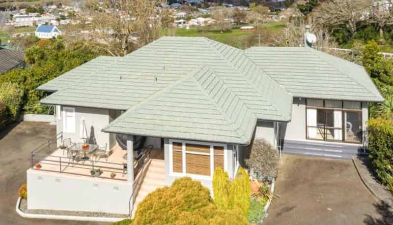 4 Hillside Terrace, Saint Johns Hill