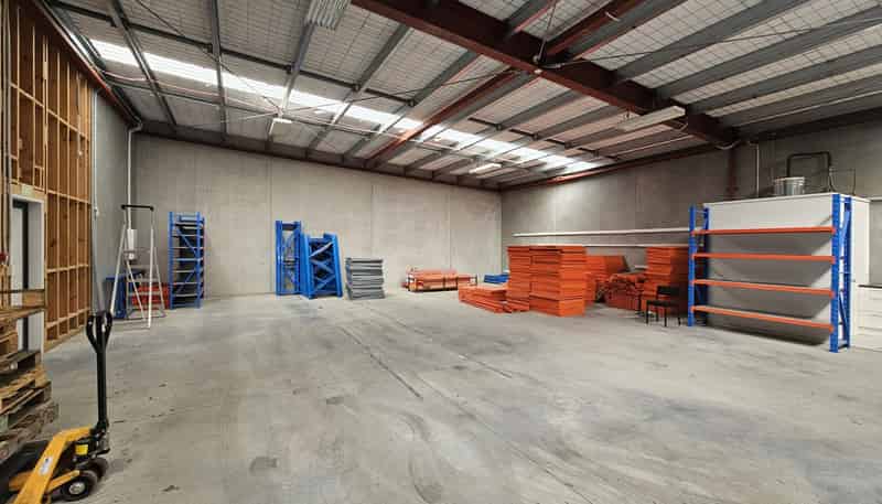 1 and 2/11-13 Wakefield Street, Onekawa