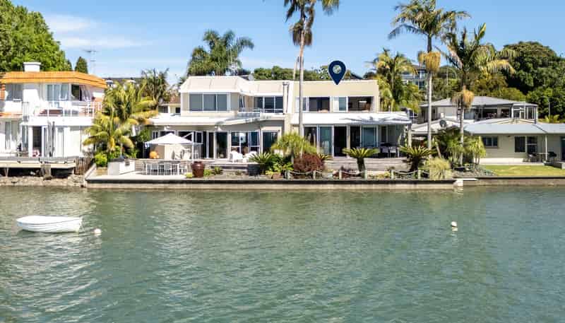 5a Sixth Avenue, Avenues