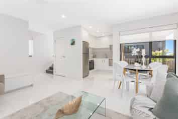 36 Astelia Way, Woodridge