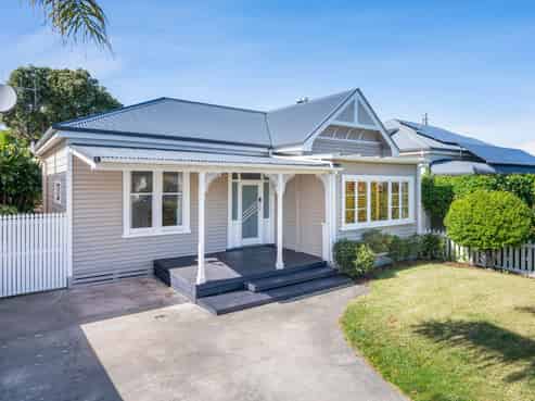 6 Hall Street, Napier South