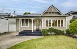 6 Hall Street, Napier South