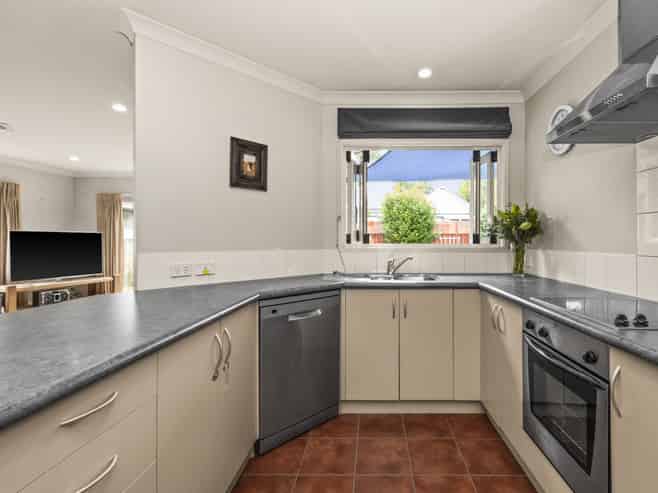 810A Cook Place, Raureka