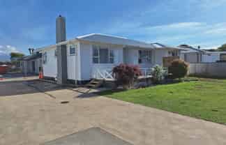 210 Ngamotu Road, Spotswood