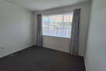 210 Ngamotu Road, Spotswood