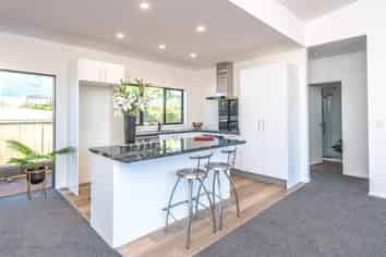 49A Fitzherbert Avenue, Springvale