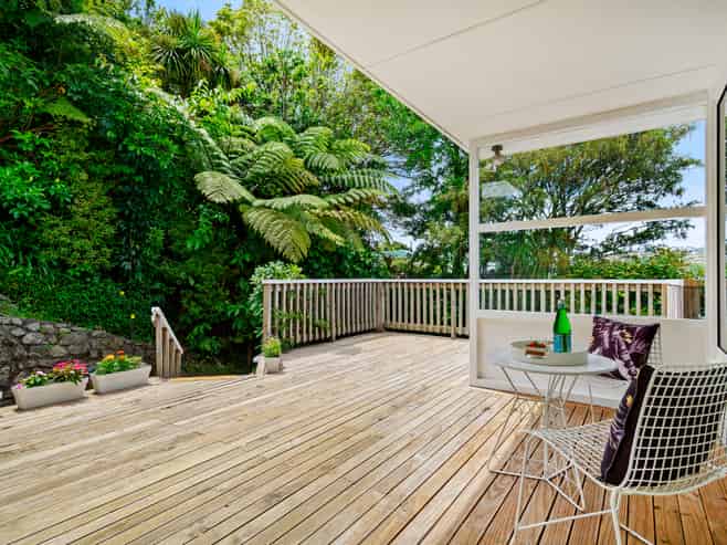 12 Pembroke Street, Tawa