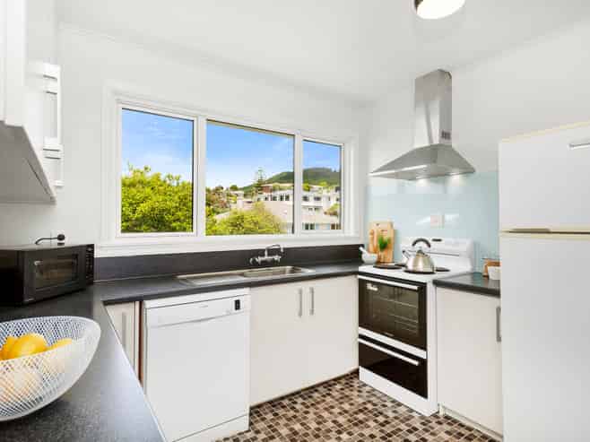 12 Pembroke Street, Tawa