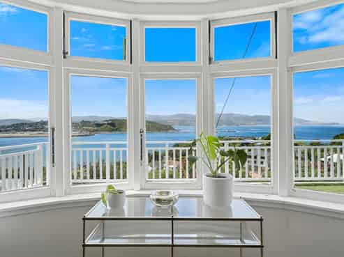 49 Hungerford Road, Lyall Bay