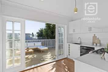 16 Bulteel Street, New Plymouth Central