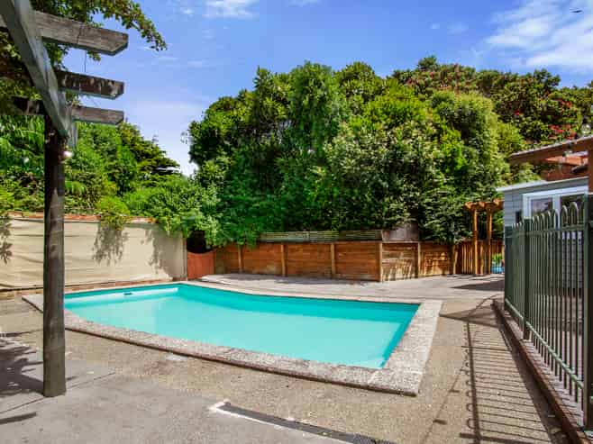 33 Chester Road, Tawa