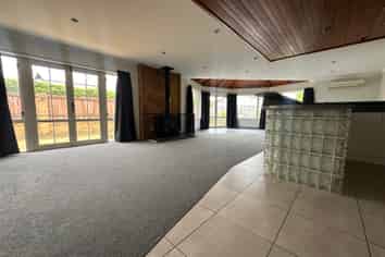 2/59a Rudds Road, Linwood