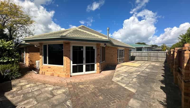 2/59a Rudds Road, Linwood