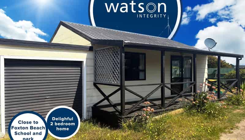 26B Hennessey Street East (right), Foxton Beach