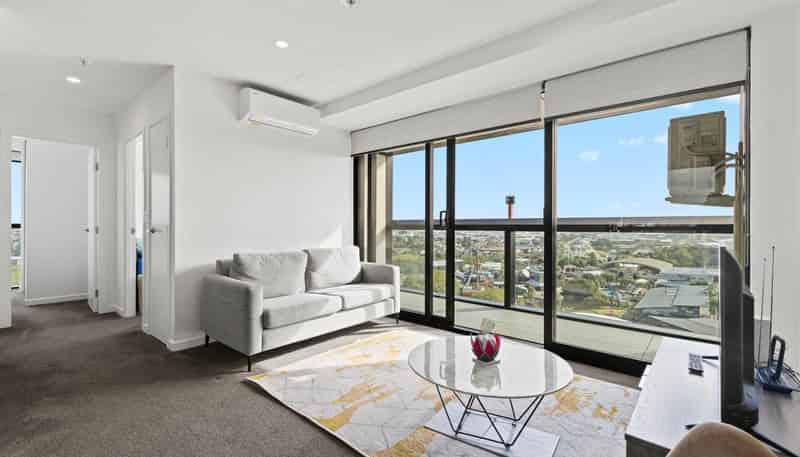 804/8  Lakewood Court, Mangere Bridge