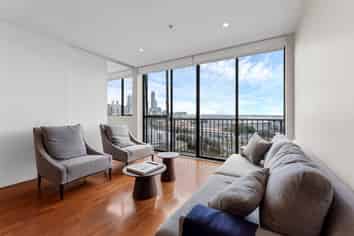 4E/15 Augustus Terrace, Parnell