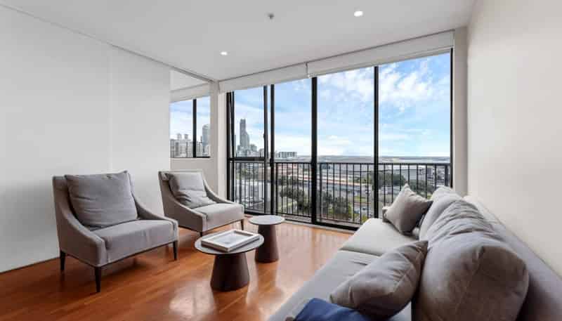 4E/15 Augustus Terrace, Parnell