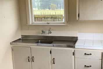 17 Station Street, Woodville