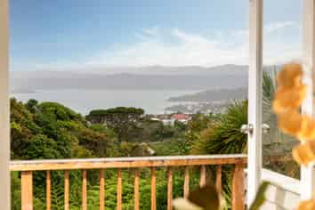 113 Messines Road, Karori