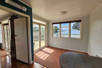 15 Tawa Street, Tawa