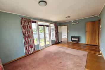 15 Tawa Street, Tawa