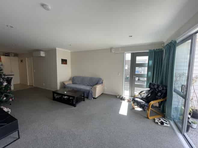 26 Latimer Way, Petone