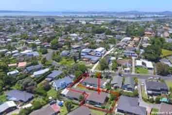 2/32 Miltonia Avenue, Te Atatu South