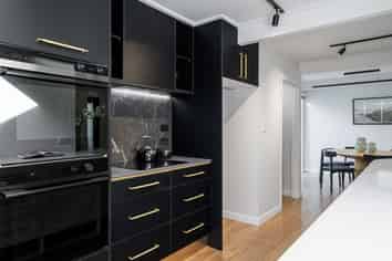 32 Weston Avenue, Mount Albert