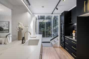 32 Weston Avenue, Mount Albert