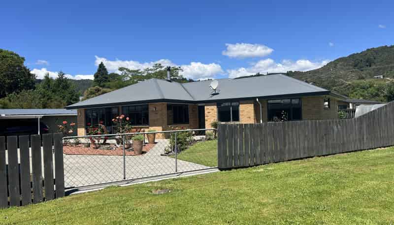 120 Shiel Street, Reefton