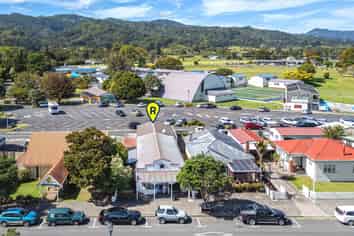 ‘STAR GALLERY’  -  BUSINESS